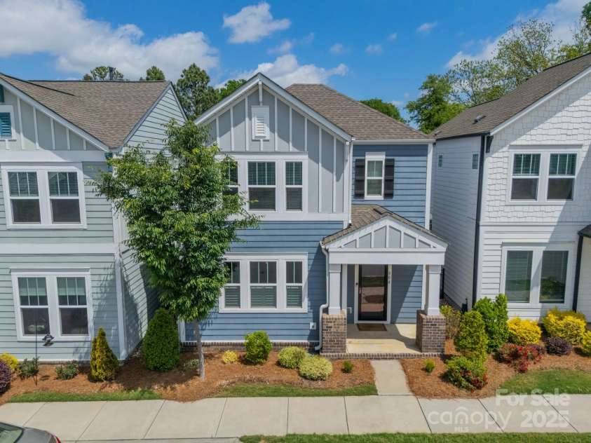 804 Lyndon Station Drive, Pineville, NC 28134.  MLS# CAR4251852, YatesRealty ID 12081. 