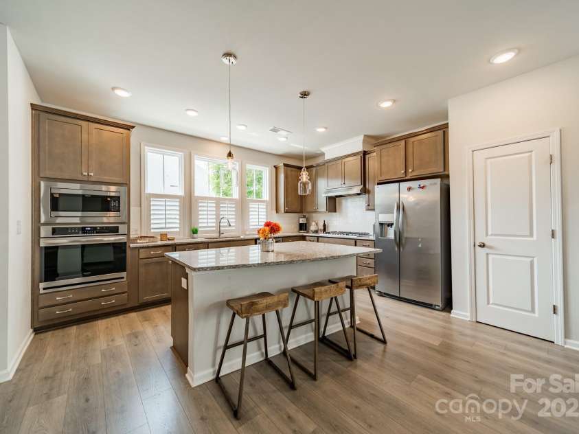 804 Lyndon Station Drive, Pineville, NC 28134.  MLS# CAR4251852, YatesRealty ID 12081. 