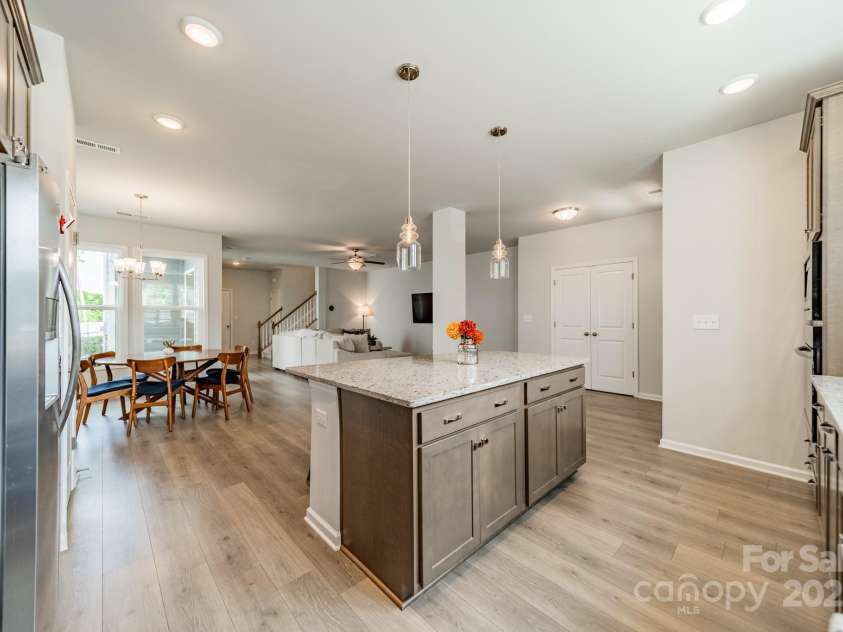 804 Lyndon Station Drive, Pineville, NC 28134.  MLS# CAR4251852, YatesRealty ID 12081. 