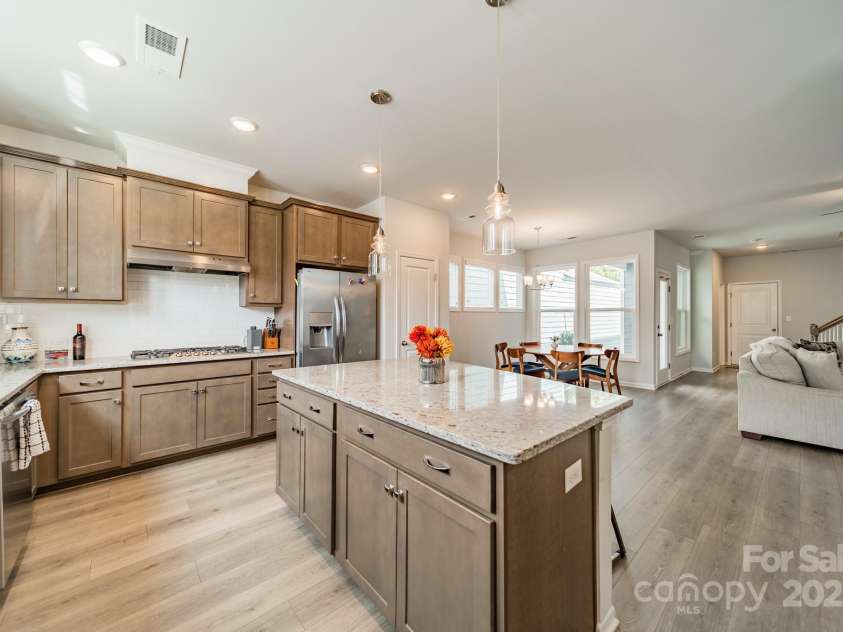 804 Lyndon Station Drive, Pineville, NC 28134.  MLS# CAR4251852, YatesRealty ID 12081. 