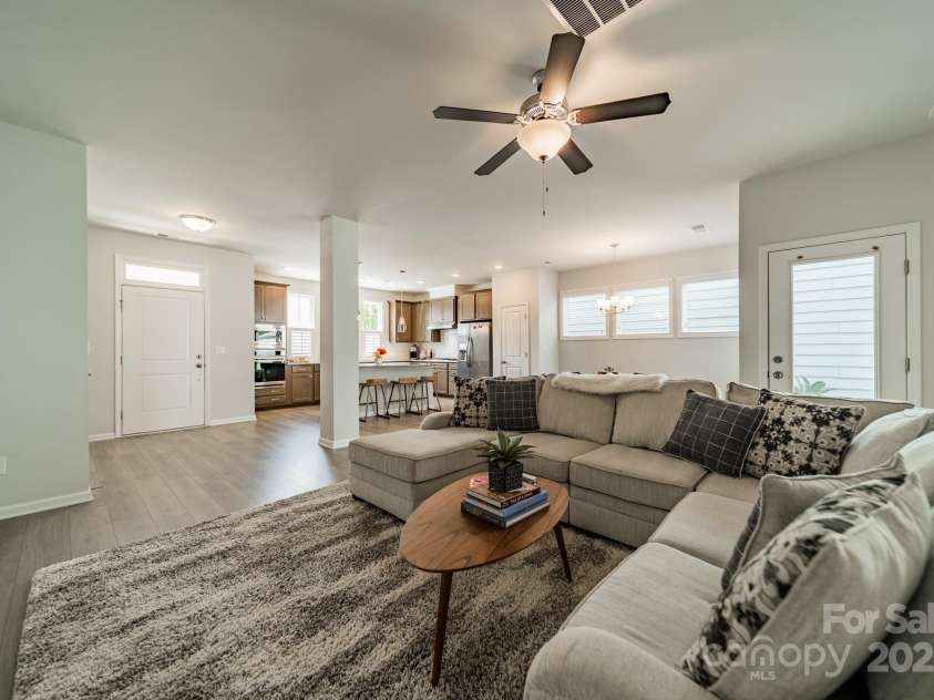 804 Lyndon Station Drive, Pineville, NC 28134.  MLS# CAR4251852, YatesRealty ID 12081. 