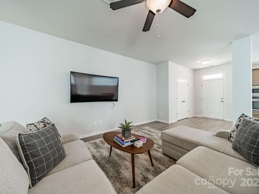 804 Lyndon Station Drive, Pineville, NC 28134.  MLS# CAR4251852, YatesRealty ID 12081. 