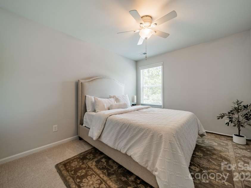 804 Lyndon Station Drive, Pineville, NC 28134.  MLS# CAR4251852, YatesRealty ID 12081. 