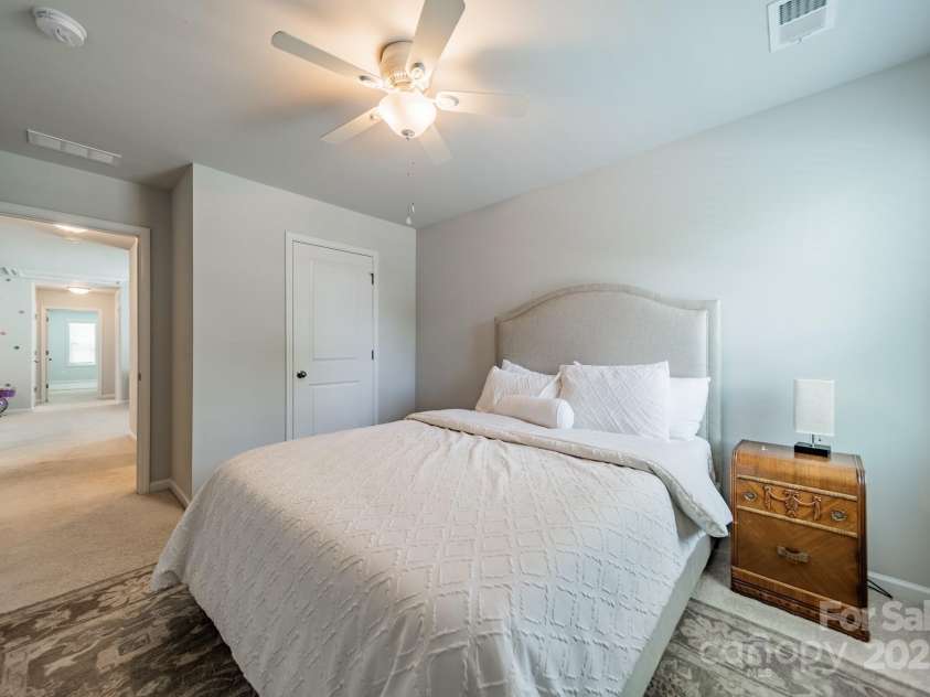 804 Lyndon Station Drive, Pineville, NC 28134.  MLS# CAR4251852, YatesRealty ID 12081. 