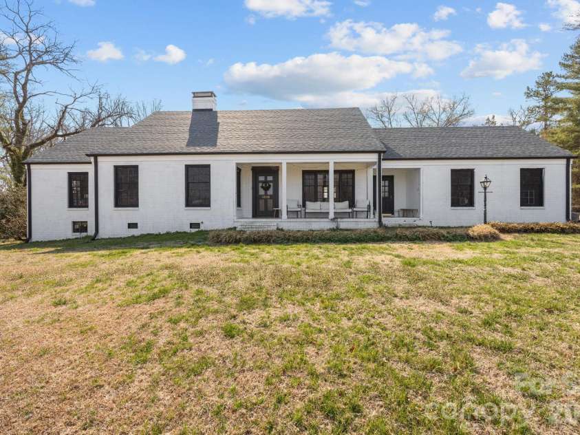 1352 City Lake Road, Lexington, NC 27292.  MLS# CAR4354923, YatesRealty ID 12082. 