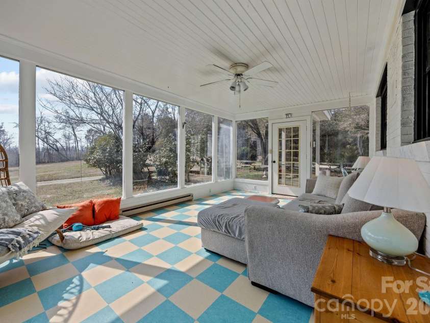 1352 City Lake Road, Lexington, NC 27292.  MLS# CAR4354923, YatesRealty ID 12082. 