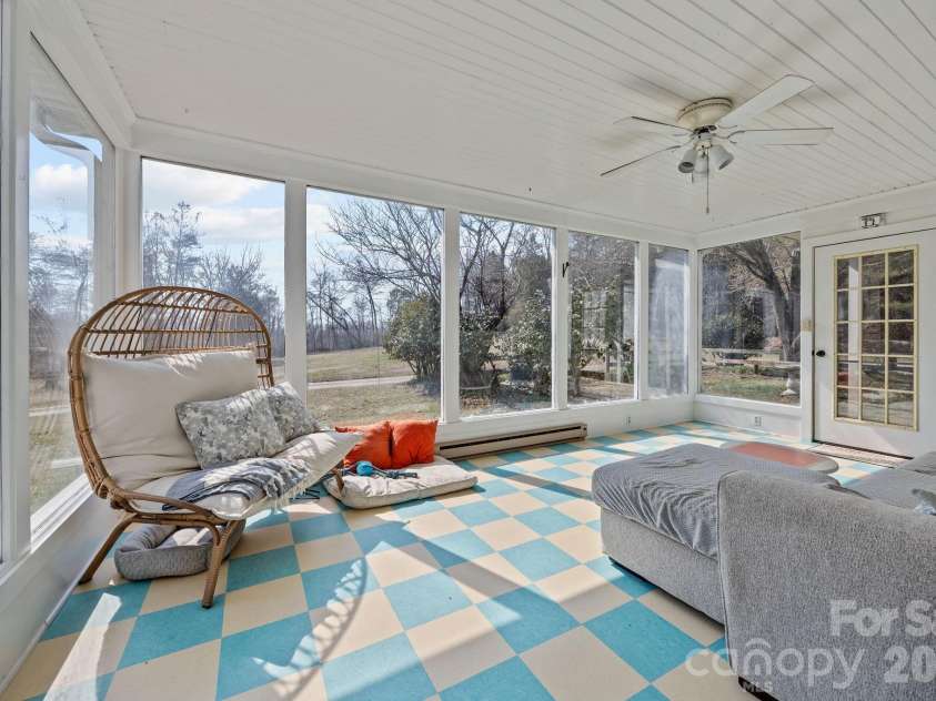 1352 City Lake Road, Lexington, NC 27292.  MLS# CAR4354923, YatesRealty ID 12082. 