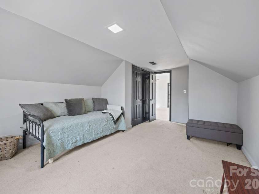 1352 City Lake Road, Lexington, NC 27292.  MLS# CAR4354923, YatesRealty ID 12082. 