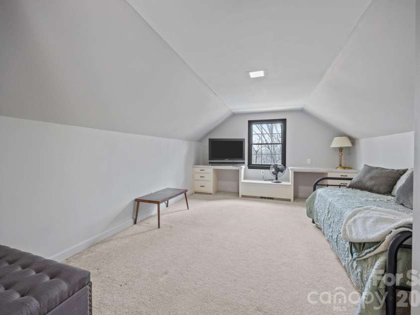1352 City Lake Road, Lexington, NC 27292.  MLS# CAR4354923, YatesRealty ID 12082. 
