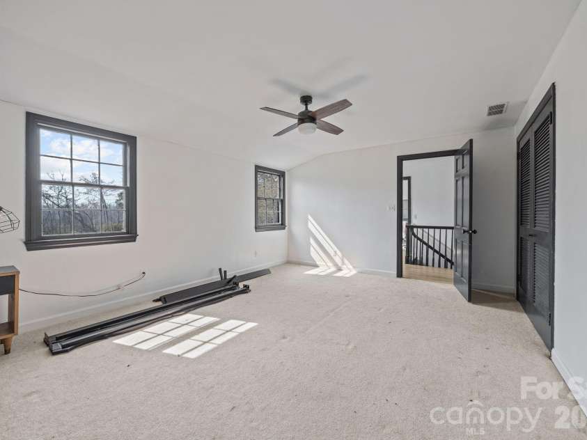 1352 City Lake Road, Lexington, NC 27292.  MLS# CAR4354923, YatesRealty ID 12082. 