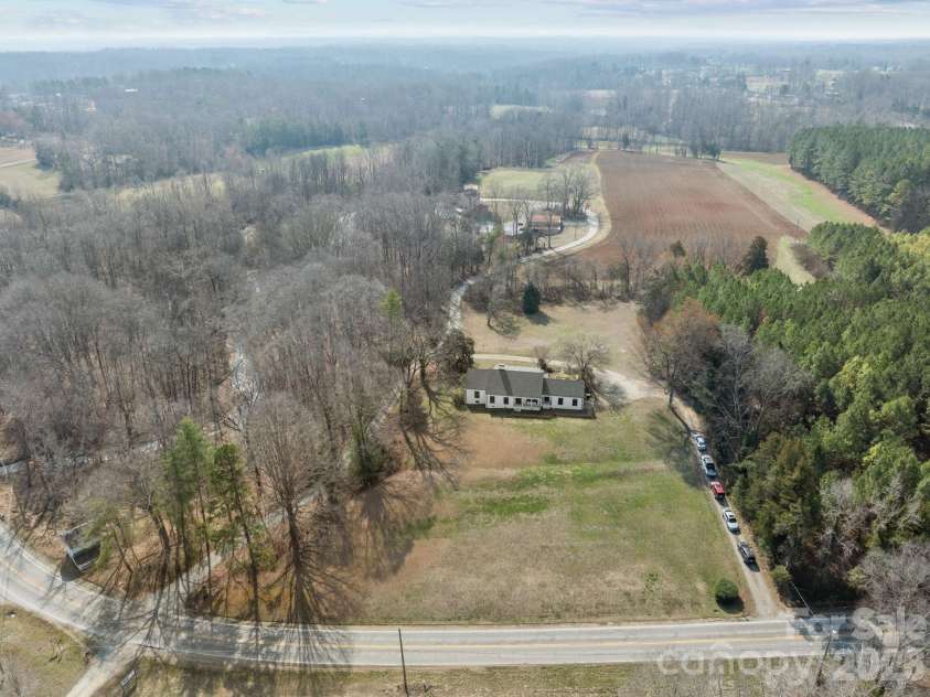 1352 City Lake Road, Lexington, NC 27292.  MLS# CAR4354923, YatesRealty ID 12082. 