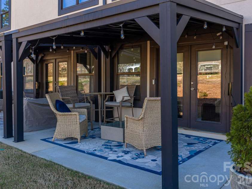 148 Shields Drive, Lincolnton, NC 28092.  MLS# CAR4357341, YatesRealty ID 12083. 