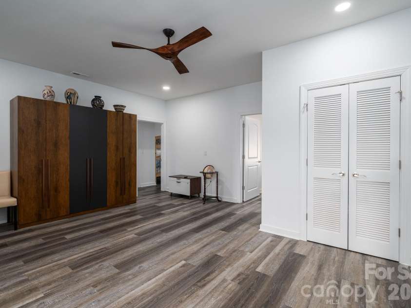 148 Shields Drive, Lincolnton, NC 28092.  MLS# CAR4357341, YatesRealty ID 12083. Loft/flex area