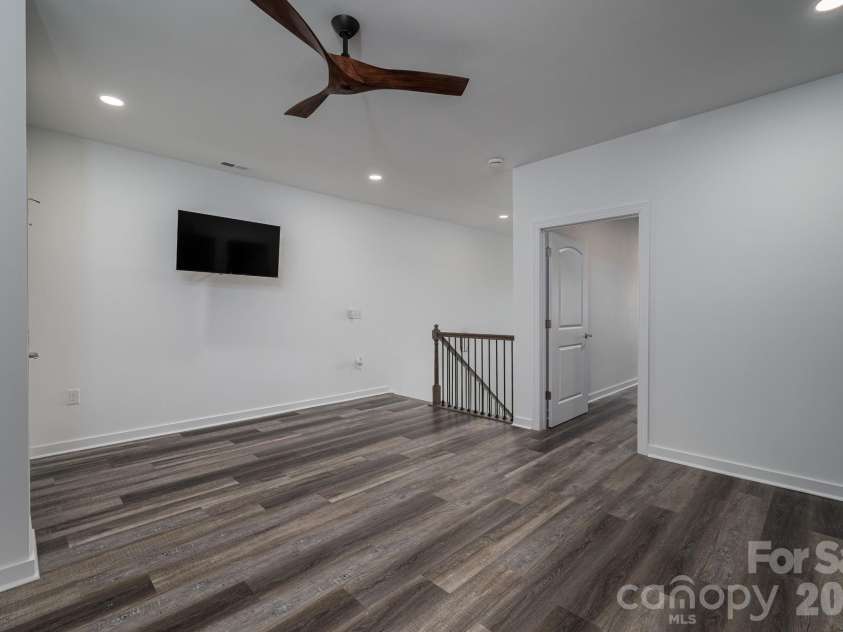 148 Shields Drive, Lincolnton, NC 28092.  MLS# CAR4357341, YatesRealty ID 12083. Loft/flex area