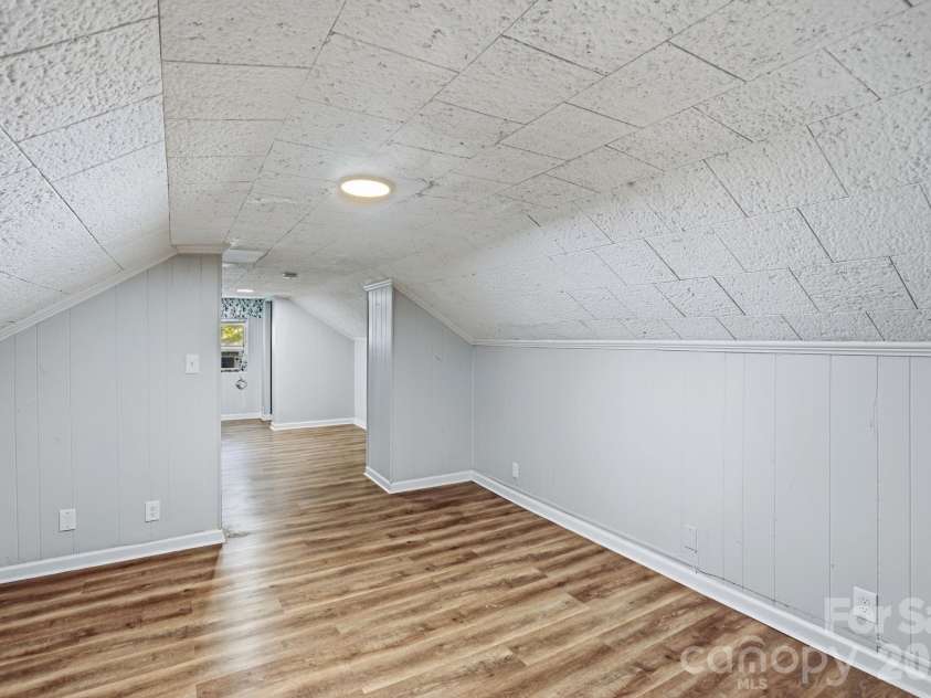 8825 Mcclure Circle, Charlotte, NC 28216.  MLS# CAR4366009, YatesRealty ID 12084. 