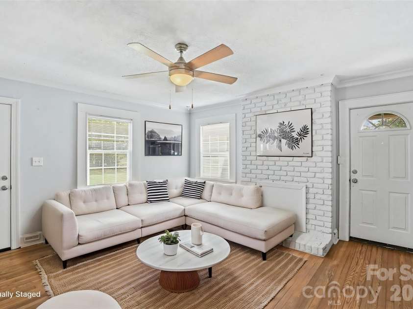 8825 Mcclure Circle, Charlotte, NC 28216.  MLS# CAR4366009, YatesRealty ID 12084. Virtually Staged