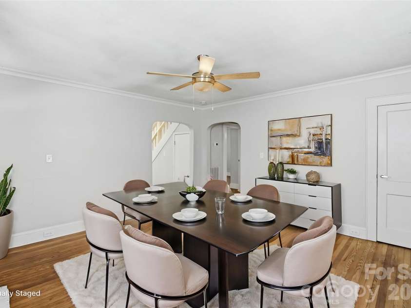 8825 Mcclure Circle, Charlotte, NC 28216.  MLS# CAR4366009, YatesRealty ID 12084. Virtually Staged