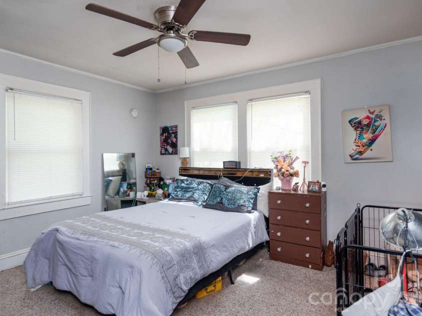 33 Central Heights Drive, Concord, NC 28025.  MLS# CAR4369594, YatesRealty ID 12085. 
