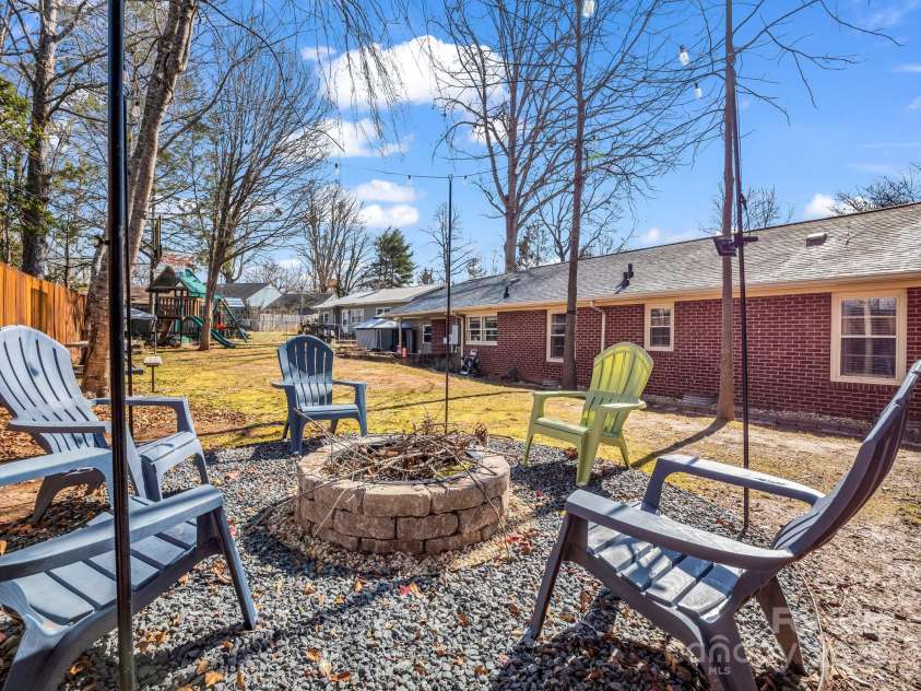 142 Fernwood Circle, Rutherfordton, NC 28139.  MLS# CAR4223337, YatesRealty ID 12086. 