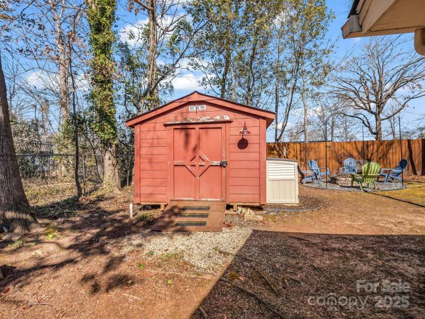 142 Fernwood Circle, Rutherfordton, NC 28139.  MLS# CAR4223337, YatesRealty ID 12086. 