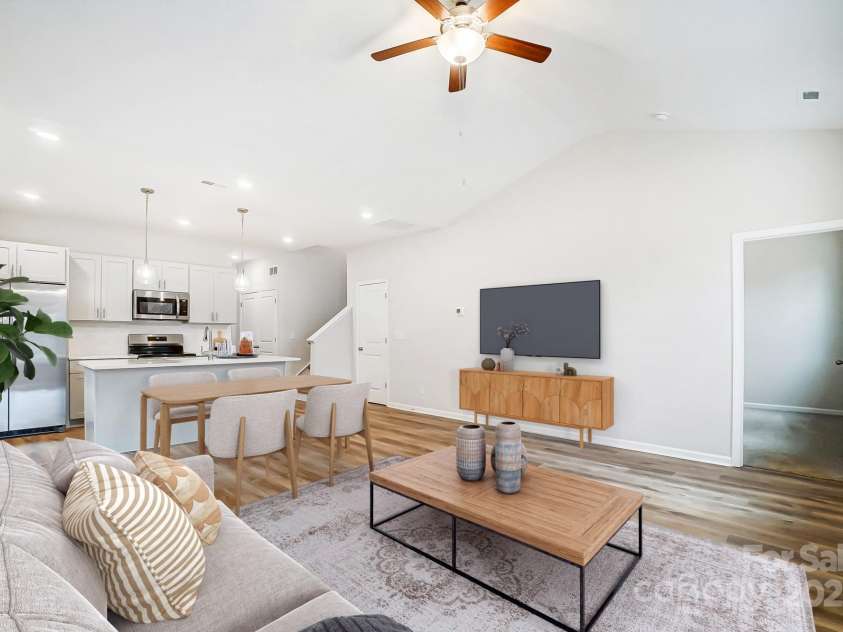 112 Bickett Avenue, Gastonia, NC 28052.  MLS# CAR4255271, YatesRealty ID 12088. 