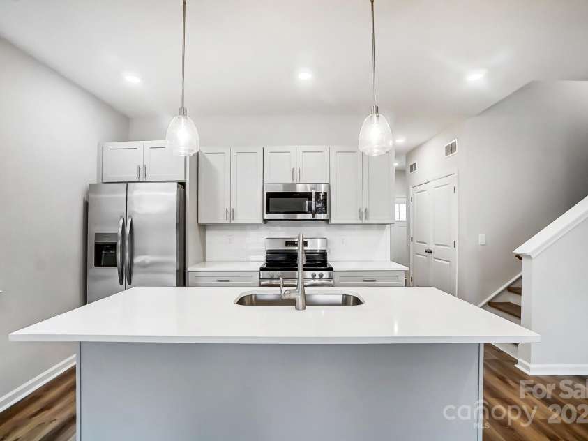 112 Bickett Avenue, Gastonia, NC 28052.  MLS# CAR4255271, YatesRealty ID 12088. 