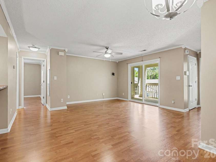 1051 Churchill Downs Court, Charlotte, NC 28211.  MLS# CAR4368893, YatesRealty ID 12089. 
