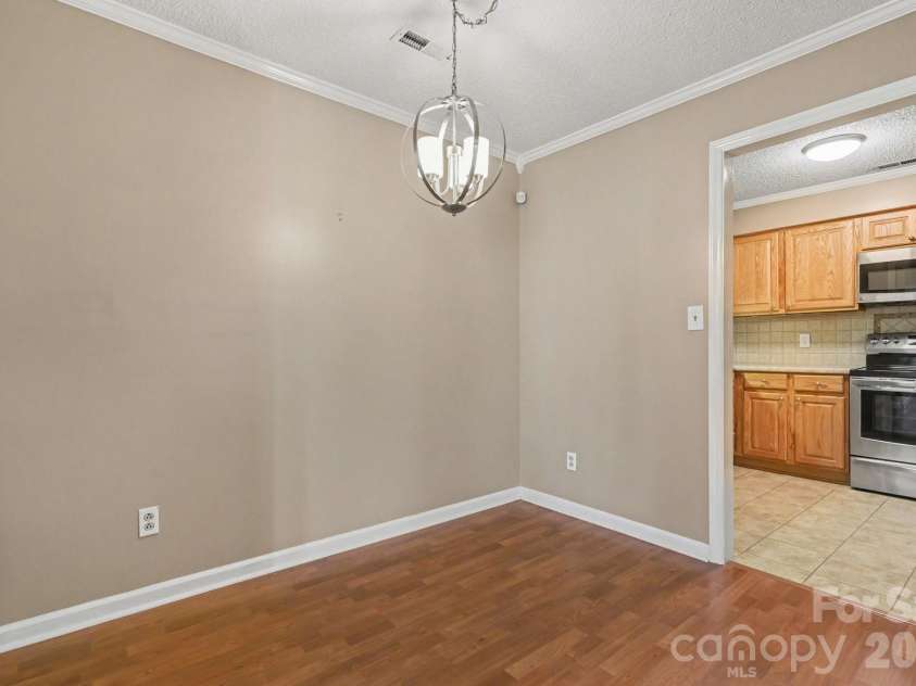 1051 Churchill Downs Court, Charlotte, NC 28211.  MLS# CAR4368893, YatesRealty ID 12089. 