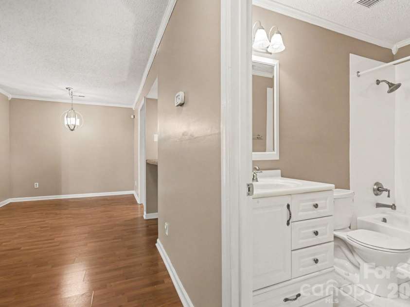 1051 Churchill Downs Court, Charlotte, NC 28211.  MLS# CAR4368893, YatesRealty ID 12089. 