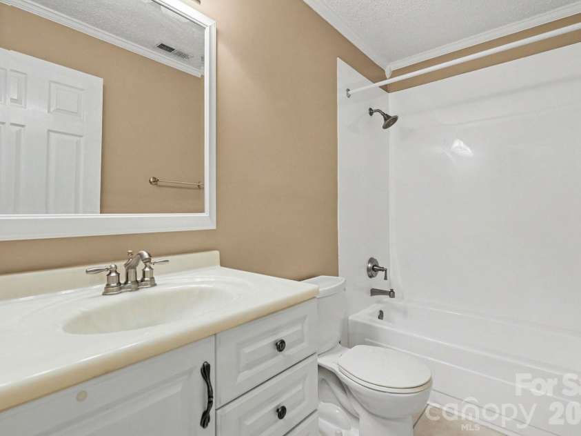 1051 Churchill Downs Court, Charlotte, NC 28211.  MLS# CAR4368893, YatesRealty ID 12089. 