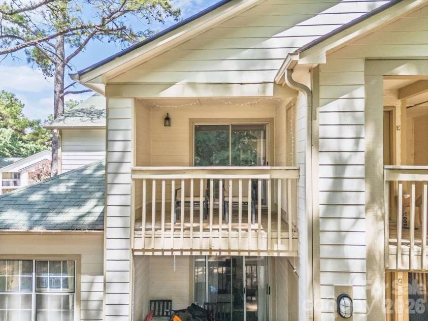 1051 Churchill Downs Court, Charlotte, NC 28211.  MLS# CAR4410243, YatesRealty ID 12089. 