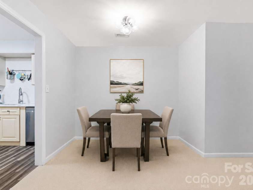 1051 Churchill Downs Court, Charlotte, NC 28211.  MLS# CAR4410243, YatesRealty ID 12089. Virtually Staged