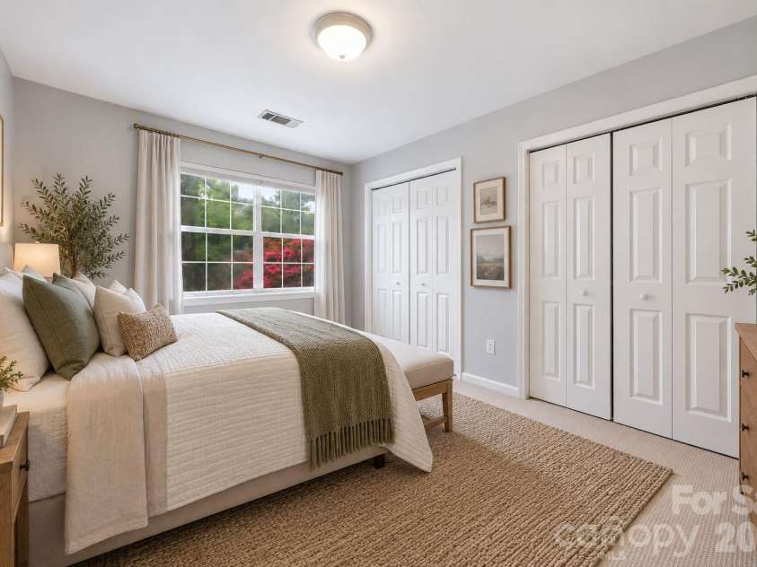 1051 Churchill Downs Court, Charlotte, NC 28211.  MLS# CAR4410243, YatesRealty ID 12089. Virtually Staged