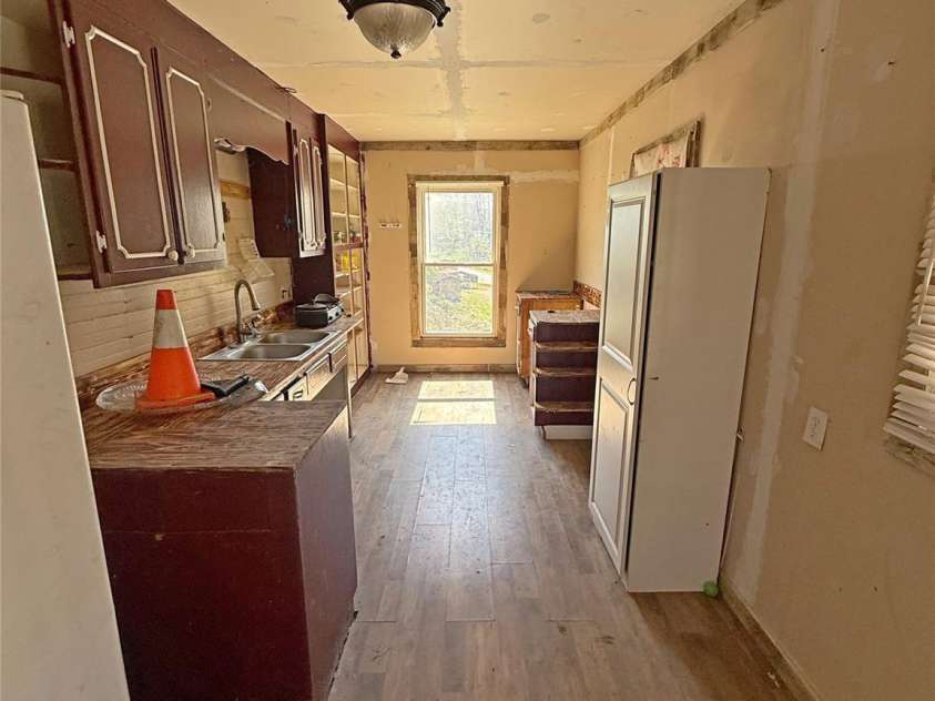 100 Hickory Street, Rhodhiss, NC 28667.  MLS# CAR4369313, YatesRealty ID 12090. 