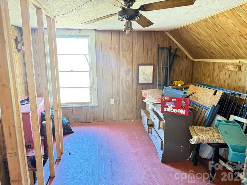 100 Hickory Street, Rhodhiss, NC 28667.  MLS# CAR4369313, YatesRealty ID 12090. 