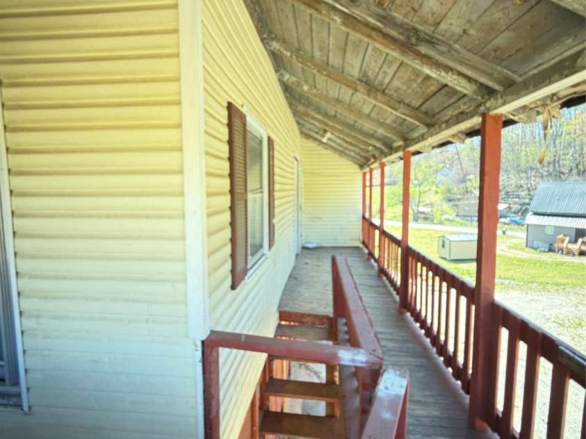 100 Hickory Street, Rhodhiss, NC 28667.  MLS# CAR4369313, YatesRealty ID 12090. 