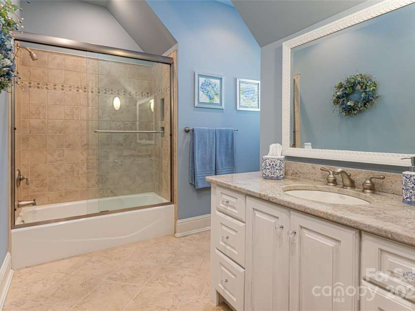 2005 Viburnum Lane, Asheville, NC 28803.  MLS# CAR4151623, YatesRealty ID 12090. 