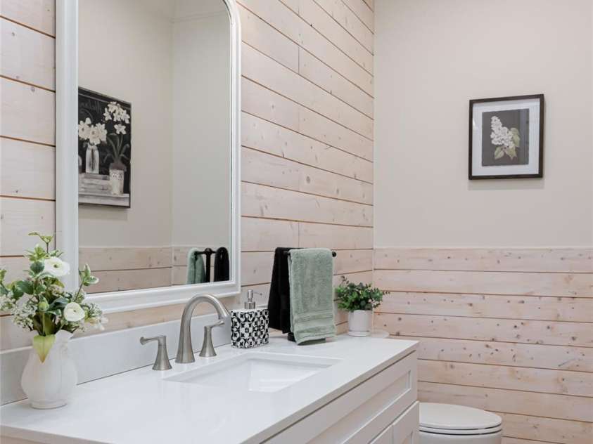 2005 Viburnum Lane, Asheville, NC 28803.  MLS# CAR4151623, YatesRealty ID 12090. Spacious Half bath on main level.