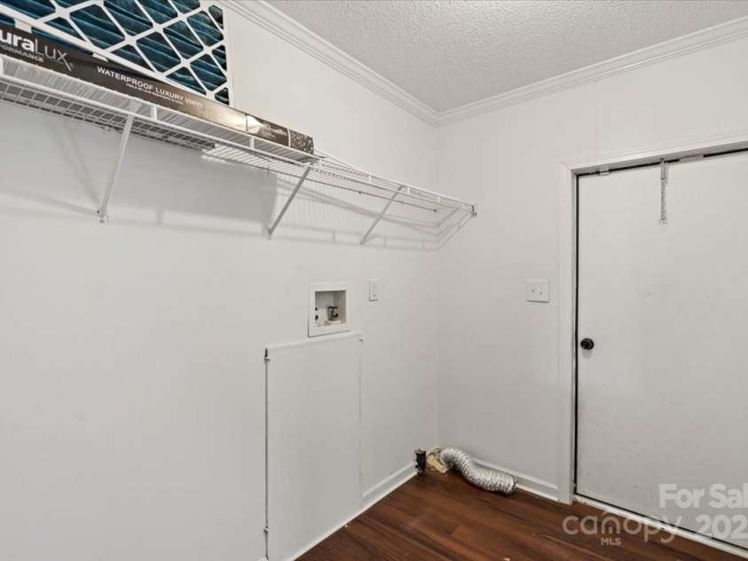 1058 Canada Drive, Dallas, NC 28034.  MLS# CAR4244603, YatesRealty ID 12091. 