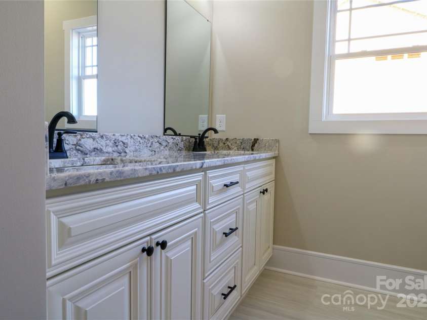 1405 Coppergate Drive, Salisbury, NC 28147.  MLS# CAR4127778, YatesRealty ID 12092. Full bath on main lever