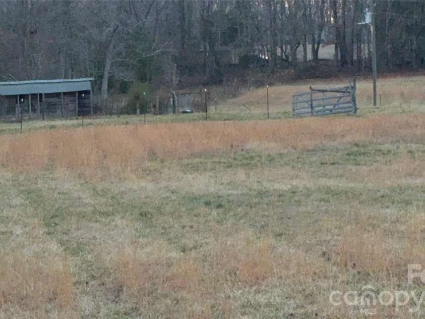 560 Fayette Road, York, SC 29745.  MLS# CAR4370454, YatesRealty ID 12092. 