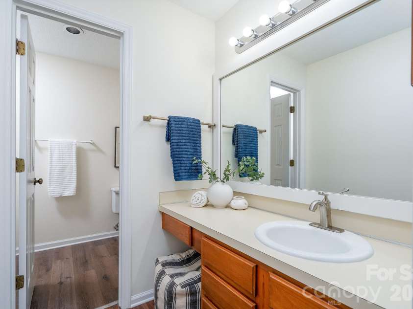 7309 Winery Lane, Charlotte, NC 28227.  MLS# CAR4368216, YatesRealty ID 12094. 