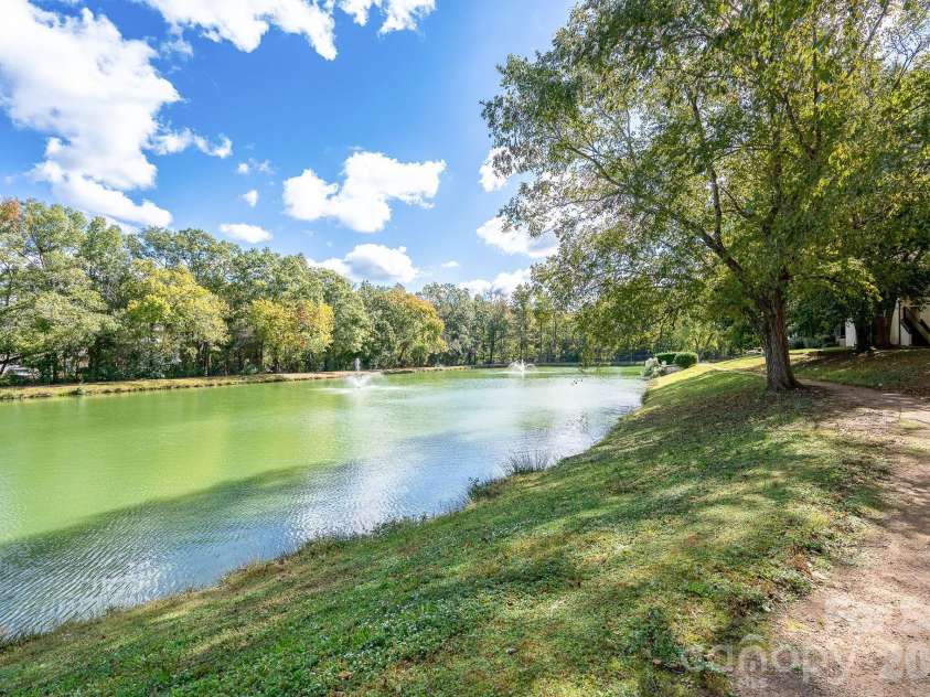 7309 Winery Lane, Charlotte, NC 28227.  MLS# CAR4368216, YatesRealty ID 12094. 