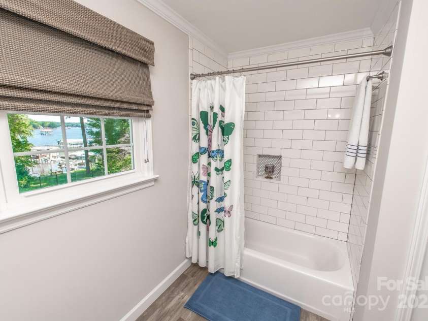 8005 Island View Court, Denver, NC 28037.  MLS# CAR4254694, YatesRealty ID 12094. 