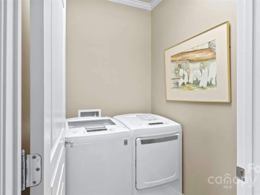 3008 Sweetleaf Drive, Fort Mill, SC 29707.  MLS# CAR4222297, YatesRealty ID 12095. 