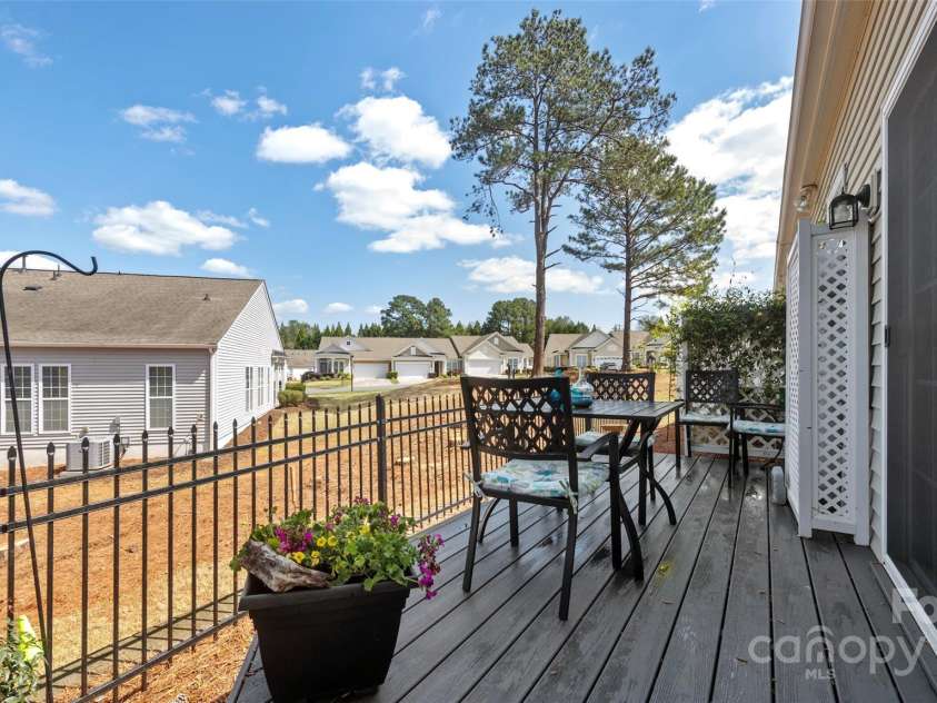 3008 Sweetleaf Drive, Fort Mill, SC 29707.  MLS# CAR4222297, YatesRealty ID 12095. 