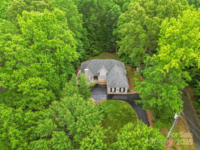 1669 Mary Ellen Drive, Fort Mill, SC 29708.  MLS# CAR4256765, YatesRealty ID 12097. 