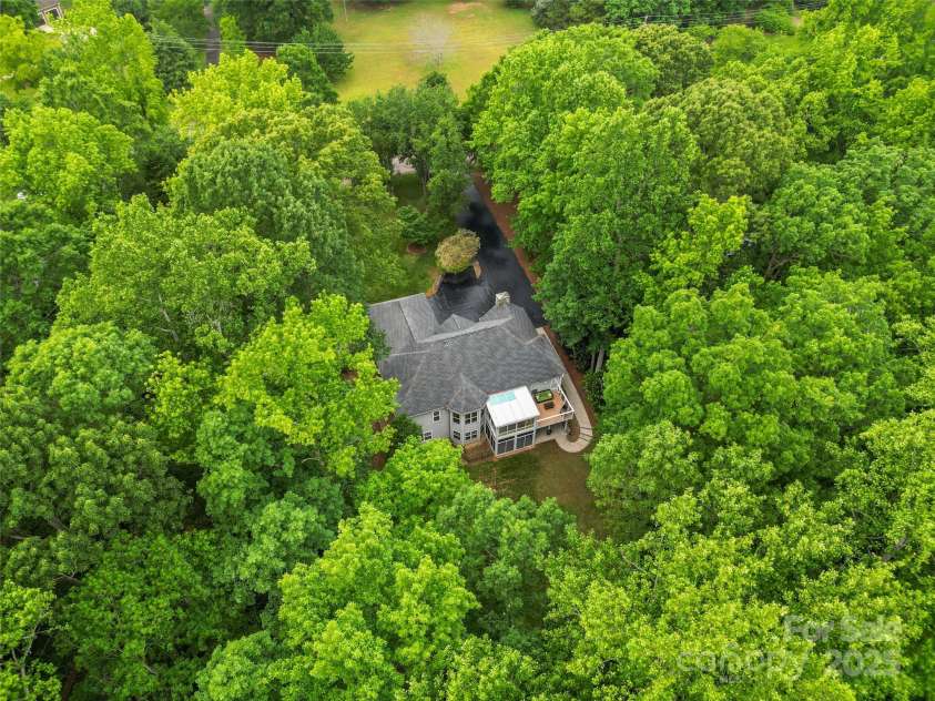 1669 Mary Ellen Drive, Fort Mill, SC 29708.  MLS# CAR4256765, YatesRealty ID 12097. 