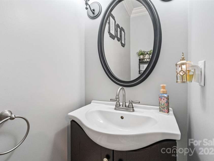 1669 Mary Ellen Drive, Fort Mill, SC 29708.  MLS# CAR4256765, YatesRealty ID 12097. 