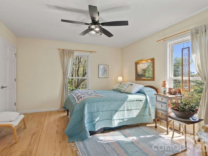 367 Crescent Street, Saluda, NC 28773.  MLS# CAR4369902, YatesRealty ID 12097. 